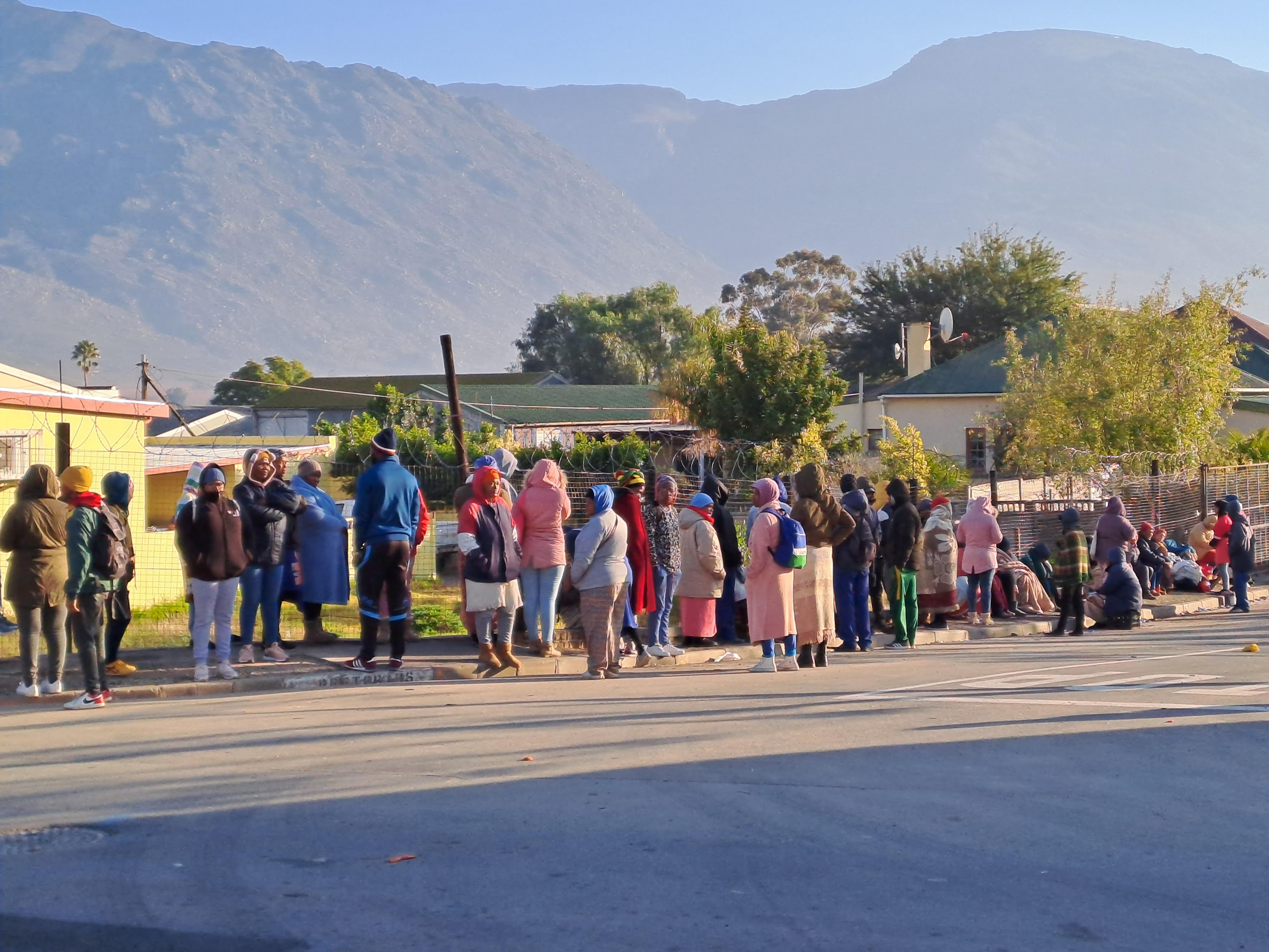 Seasonal farm workers struggle for months to get their UIF money GroundUp